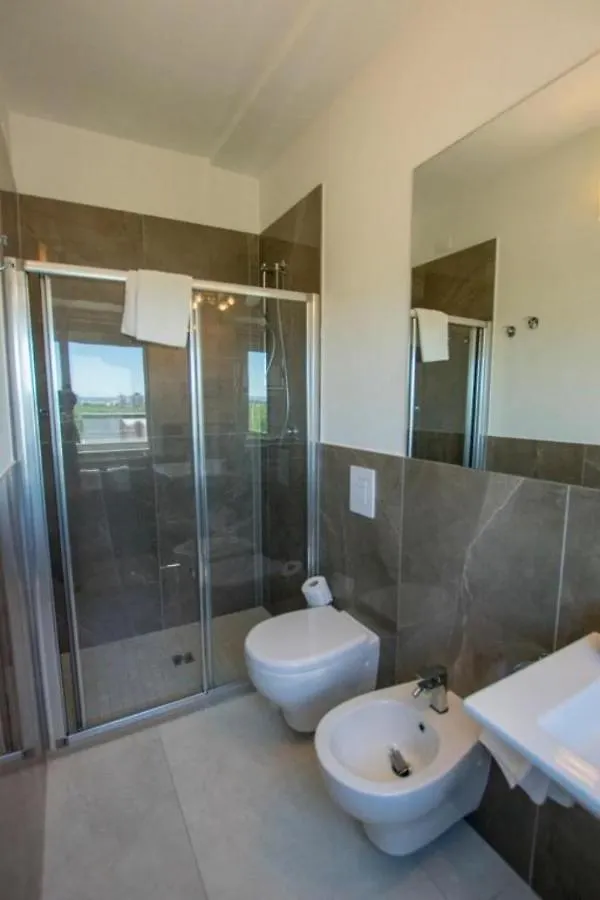 Union Park Hotel - Sul Mare Con Piscina Riscaldata -Idromassaggio -Spiaggia - Parcheggio Riccione