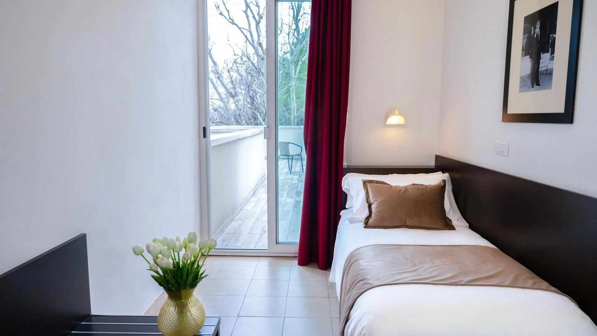Union Park Hotel - Sul Mare Con Piscina Riscaldata -Idromassaggio -Spiaggia - Parcheggio Riccione