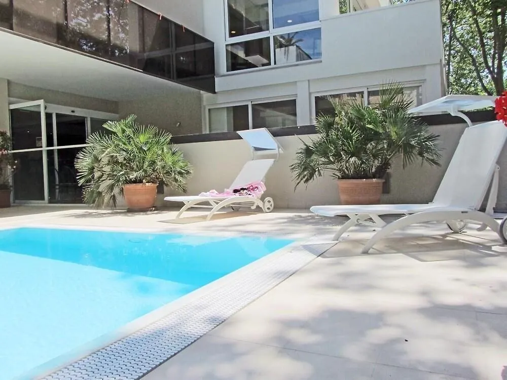 ***  Union Park Hotel - Sul Mare Con Piscina Riscaldata -Idromassaggio -Spiaggia - Parcheggio Italy