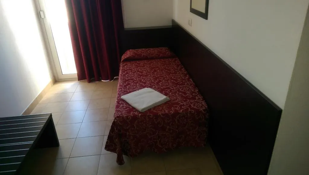 Union Park Hotel - Sul Mare Con Piscina Riscaldata -Idromassaggio -Spiaggia - Parcheggio Italy