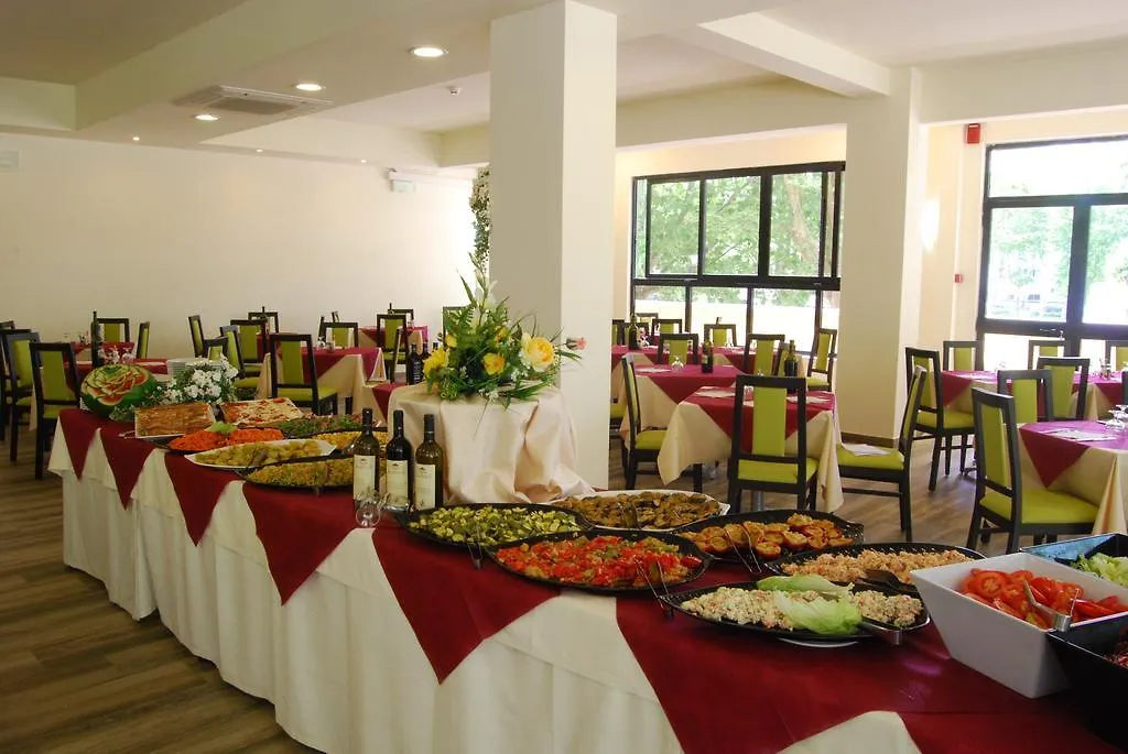 Union Park Hotel - Sul Mare Con Piscina Riscaldata -Idromassaggio -Spiaggia - Parcheggio